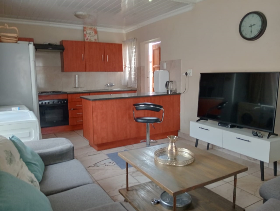 To Let 3 Bedroom Property for Rent in Waterval East North West